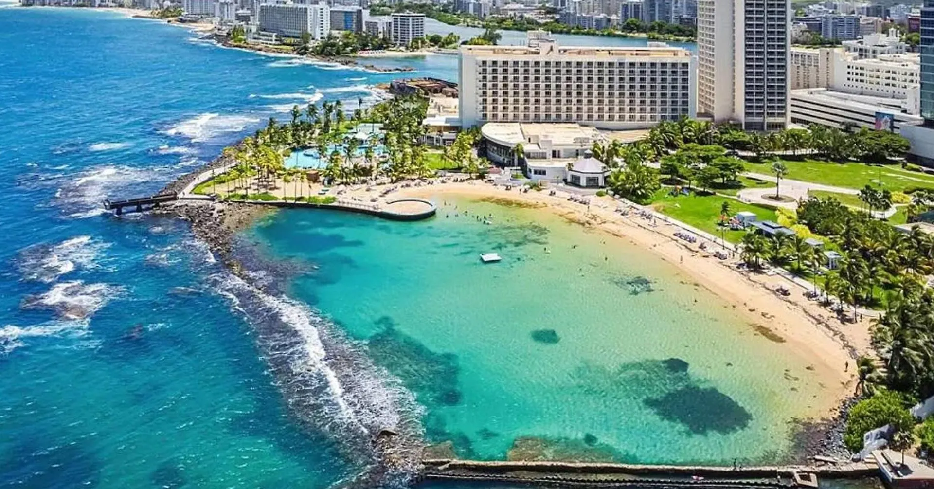 Oceanview Sub Penthouse, Walk To Beach & Pool San Juan